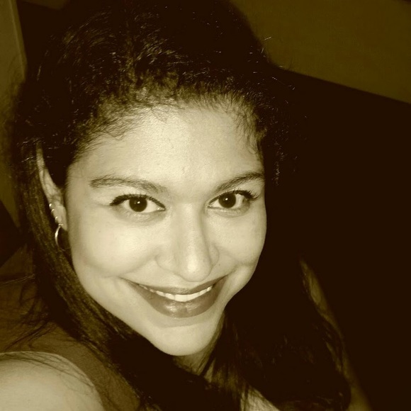 Meet your Posher, Katherine - Picture 1 of 1